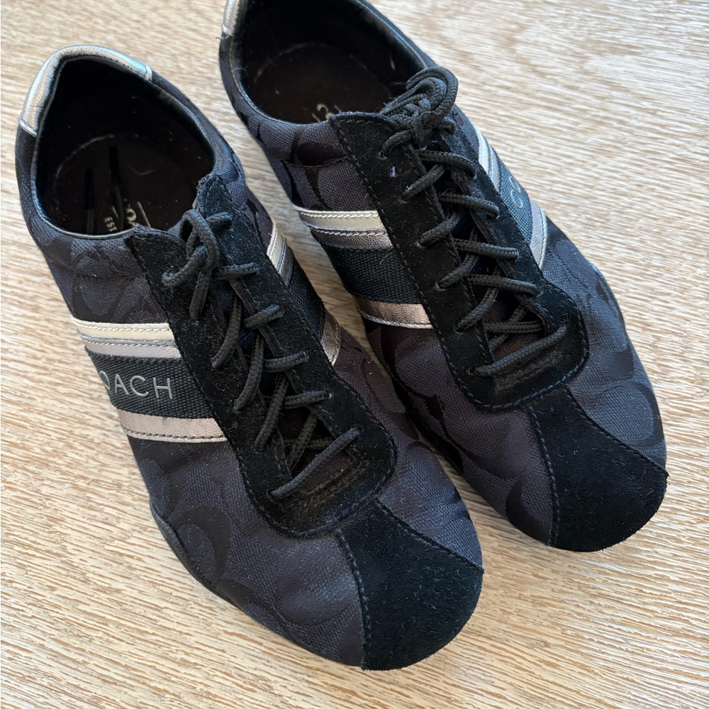 Coach Black Sneakers Branded Silver Strips Suede Accents. - Picture 7 of 7